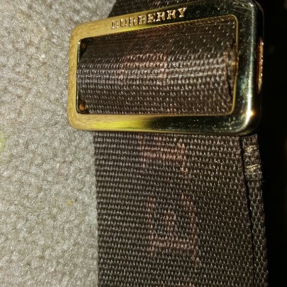 Burberry Haymarket Check Messenger - Picture 4 of 8